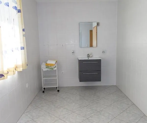 Gaestehaus Grasch Homestay szállás